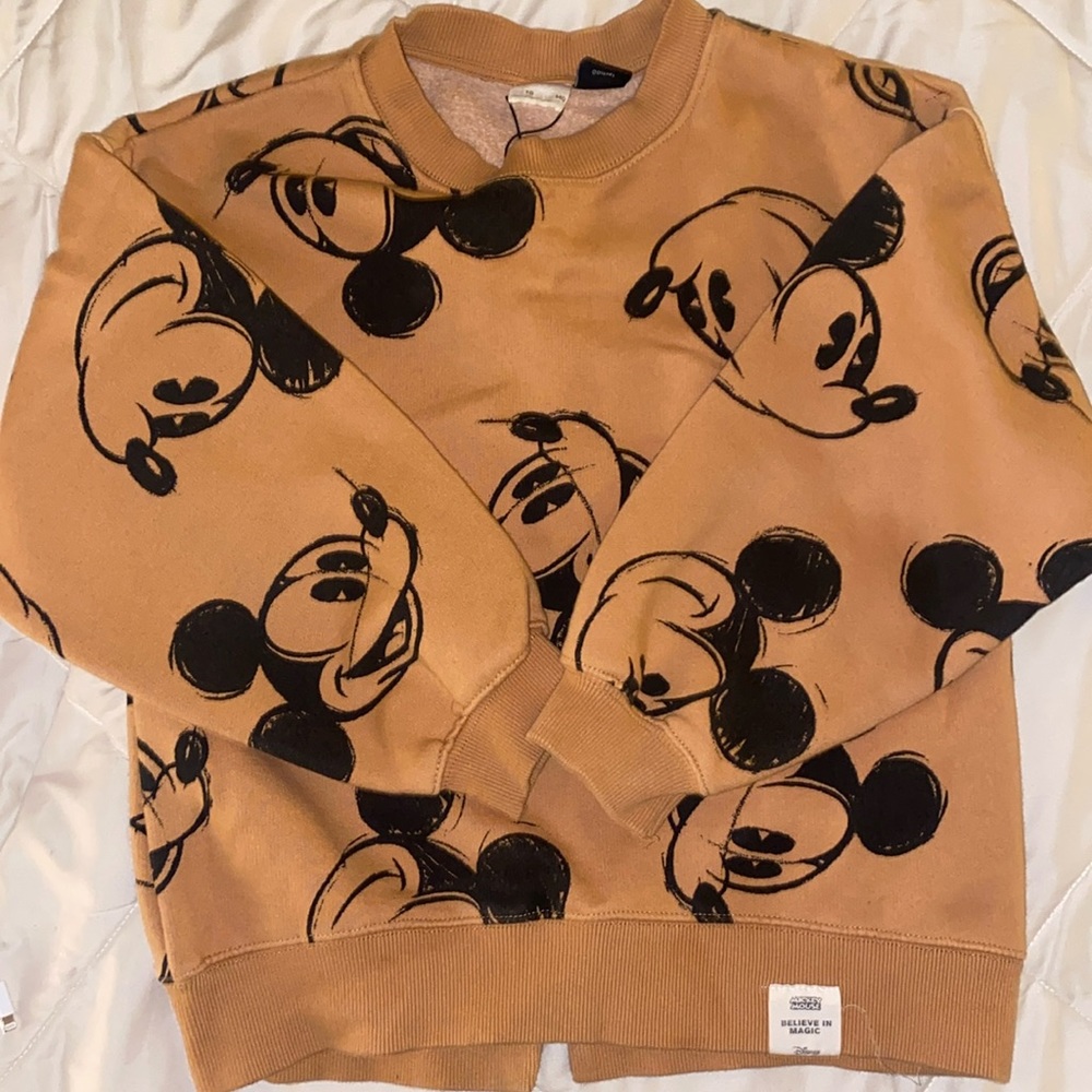 Girl sweat shirt